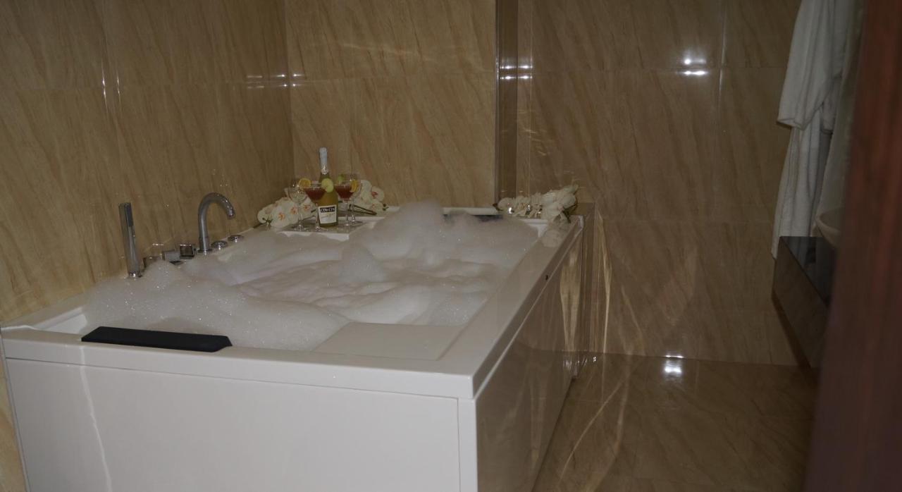 City Hotel Prizren Exterior foto